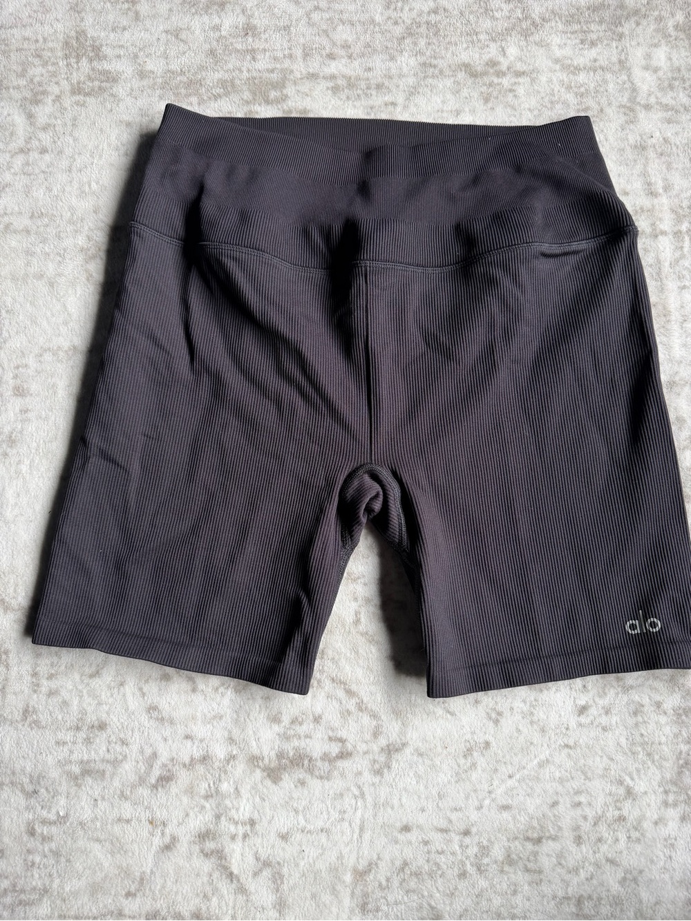 Alo Yoga High-Waist Ribbed Bike Shorts - Black